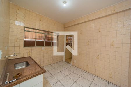 Casa para alugar com 65m², 2 quartos e 1 vaga Casa para alugar com 65m², 2 quartos e 1 vagaCozinha