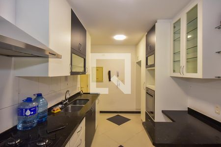 Apartamento à venda com 104m², 3 quartos e 2 vagasCozinha