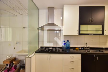 Apartamento à venda com 104m², 3 quartos e 2 vagasCozinha