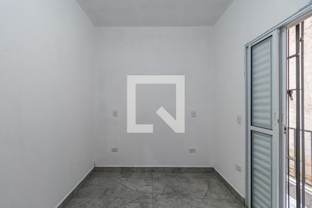 Sala  de casa para alugar com 2 quartos, 75m² em Jardim Graziela, Barueri