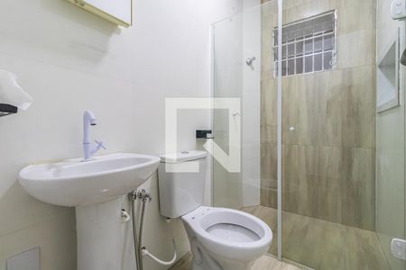 Banheiro de casa para alugar com 1 quarto, 44m² em Jardim Graziela, Barueri