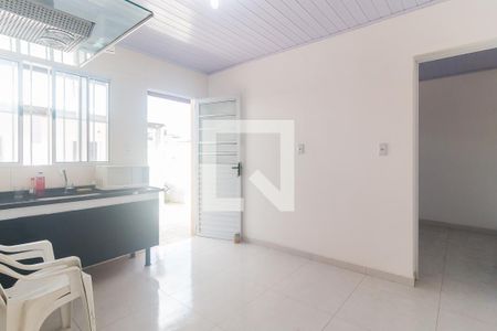 Casa para alugar com 45m², 1 quarto e sem vaga Casa para alugar com 45m², 1 quarto e sem vagaCozinha