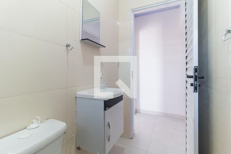 Casa para alugar com 45m², 1 quarto e sem vaga Casa para alugar com 45m², 1 quarto e sem vagaBanheiro