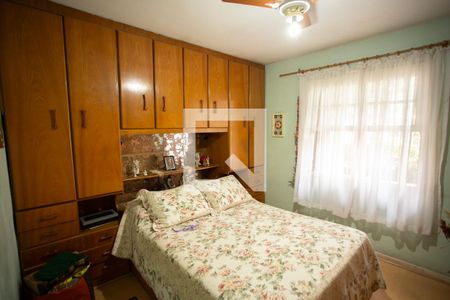 QUARTO 1 de casa à venda com 3 quartos, 150m² em Conjunto Residencial Santa Terezinha, São Paulo