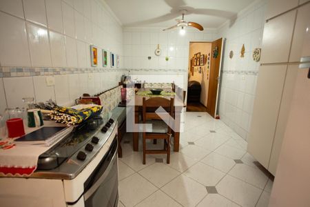 Casa à venda com 150m², 3 quartos e 2 vagasCOZINHA