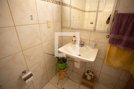 Casa à venda com 150m², 3 quartos e 2 vagasBANHEIRO