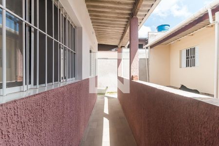 Casa para alugar com 45m², 1 quarto e sem vaga Casa para alugar com 45m², 1 quarto e sem vagaCorredor