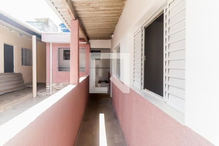 Casa para alugar com 45m², 1 quarto e sem vaga Casa para alugar com 45m², 1 quarto e sem vagaCorredor
