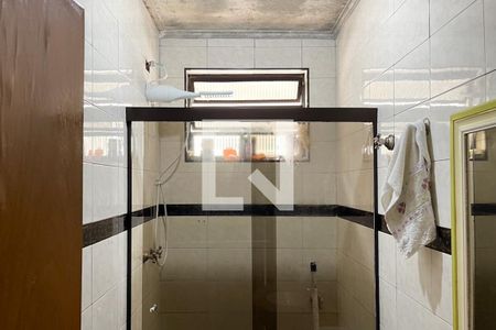 Casa à venda com 300m², 4 quartos e 2 vagasBanheiro - Suíte 