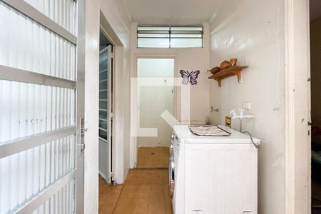 Casa à venda com 300m², 4 quartos e 2 vagasÁrea de Serviço