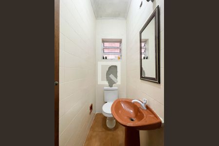 Casa à venda com 300m², 4 quartos e 2 vagasLavabo