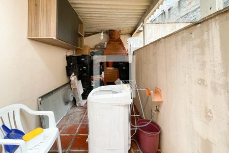 Casa à venda com 300m², 4 quartos e 2 vagasÁrea - Churrasqueira