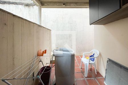 Casa à venda com 300m², 4 quartos e 2 vagasÁrea - Churrasqueira