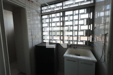 Apartamento à venda com 70m², 2 quartos e 1 vagaÁrea de Serviço