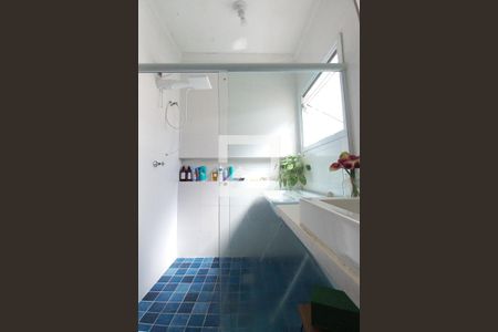 Casa à venda com 115m², 4 quartos e 2 vagasBanheiro da Suíte