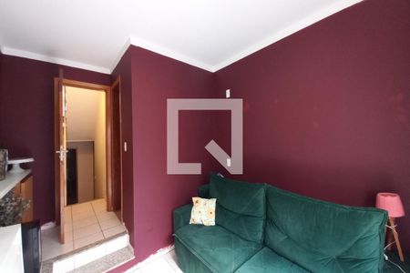 Casa à venda com 115m², 4 quartos e 2 vagasQuarto 2 - Suíte