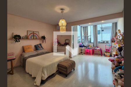 Apartamento à venda com 209m², 3 quartos e 3 vagasQuarto 2