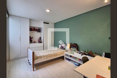 Apartamento à venda com 209m², 3 quartos e 3 vagasQuarto