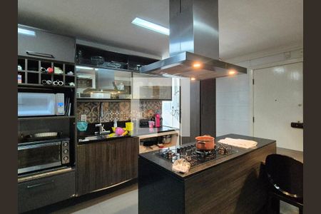 Apartamento à venda com 209m², 3 quartos e 3 vagasCozinha