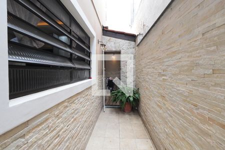 Casa à venda com 240m², 3 quartos e 2 vagasÁrea Externa