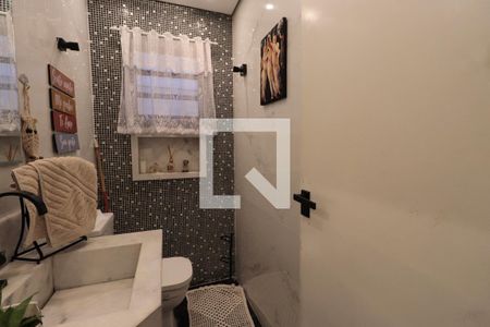 Casa à venda com 240m², 3 quartos e 2 vagas Casa à venda com 240m², 3 quartos e 2 vagasLavabo