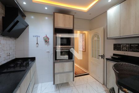 Casa à venda com 240m², 3 quartos e 2 vagasCozinha