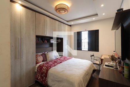 Casa à venda com 240m², 3 quartos e 2 vagasQuarto 1 - Suíte