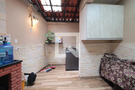 Casa à venda com 240m², 3 quartos e 2 vagas Casa à venda com 240m², 3 quartos e 2 vagasChurrasqueira