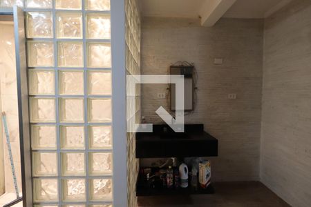 Casa à venda com 240m², 3 quartos e 2 vagasEscritório