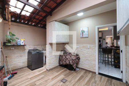 Casa à venda com 240m², 3 quartos e 2 vagasChurrasqueira