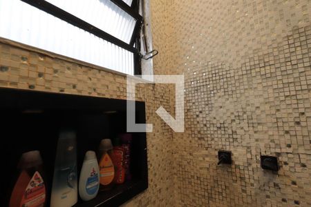 Casa à venda com 240m², 3 quartos e 2 vagasBanheiro Social