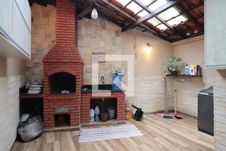 Casa à venda com 240m², 3 quartos e 2 vagasChurrasqueira