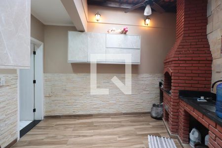 Casa à venda com 240m², 3 quartos e 2 vagasChurrasqueira