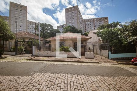 Casa à venda com 140m², 3 quartos e 4 vagasFachada