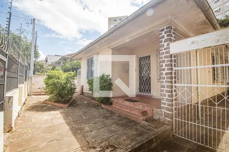 Casa à venda com 140m², 3 quartos e 4 vagasFachada