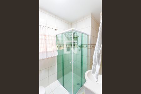 Casa à venda com 260m², 3 quartos e 2 vagas Casa à venda com 260m², 3 quartos e 2 vagasBanheiro