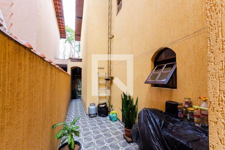 Casa à venda com 260m², 3 quartos e 2 vagas Casa à venda com 260m², 3 quartos e 2 vagasÁrea Externa