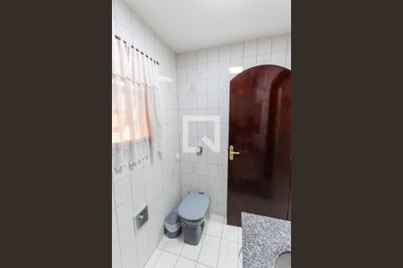 Casa à venda com 260m², 3 quartos e 2 vagas Casa à venda com 260m², 3 quartos e 2 vagasLavabo