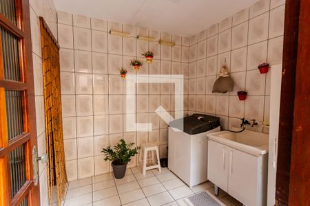 Casa à venda com 260m², 3 quartos e 2 vagas Casa à venda com 260m², 3 quartos e 2 vagasÁrea de Serviço