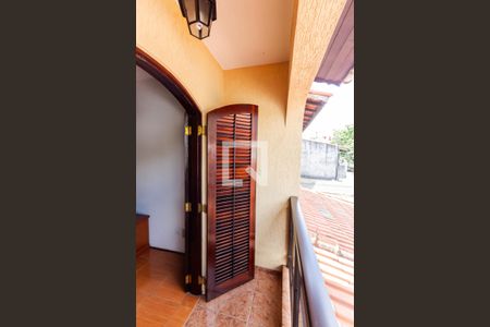 Casa à venda com 260m², 3 quartos e 2 vagas Casa à venda com 260m², 3 quartos e 2 vagasVaranda do Quarto