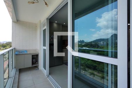 Apartamento à venda com 81m², 2 quartos e 1 vaga