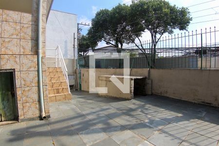 Casa à venda com 250m², 4 quartos e 1 vagaQuintal