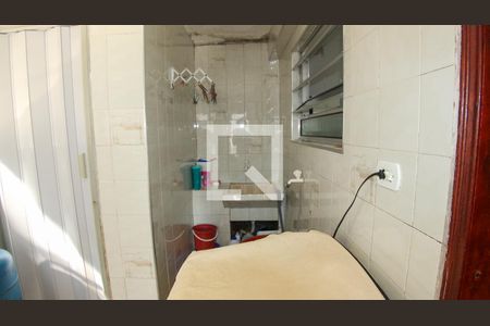 Casa à venda com 250m², 4 quartos e 1 vagaÁrea de serviço 