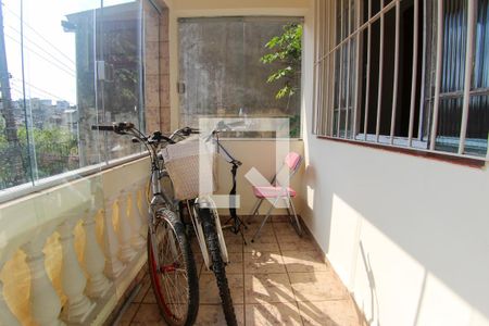 Casa à venda com 250m², 4 quartos e 1 vagaSacada