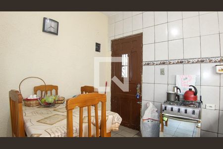 Casa à venda com 250m², 4 quartos e 1 vagaCozinha 