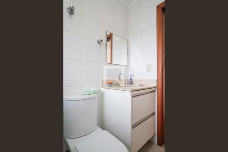 Casa à venda com 82m², 2 quartos e 1 vagaBanheiro