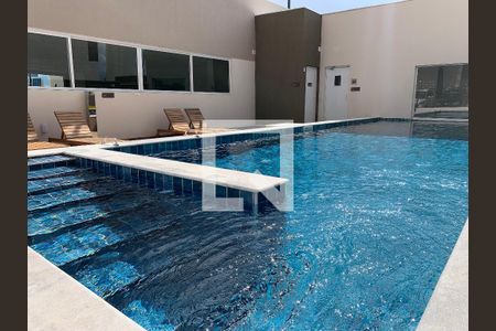 Apartamento para alugar com 68m², 3 quartos e 1 vagaÁrea comum - Piscina