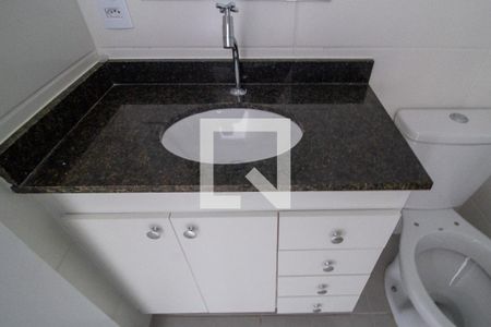 Apartamento para alugar com 68m², 3 quartos e 2 vagas Apartamento para alugar com 68m², 3 quartos e 2 vagasBanheiro