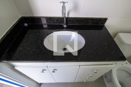Apartamento para alugar com 68m², 3 quartos e 2 vagas Apartamento para alugar com 68m², 3 quartos e 2 vagasBanheiro da Suíte