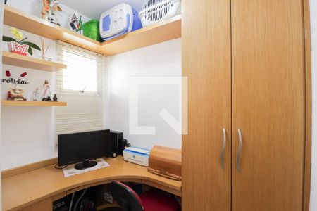 Apartamento à venda com 80m², 3 quartos e 1 vagaÁrea de Serviço e Escritório